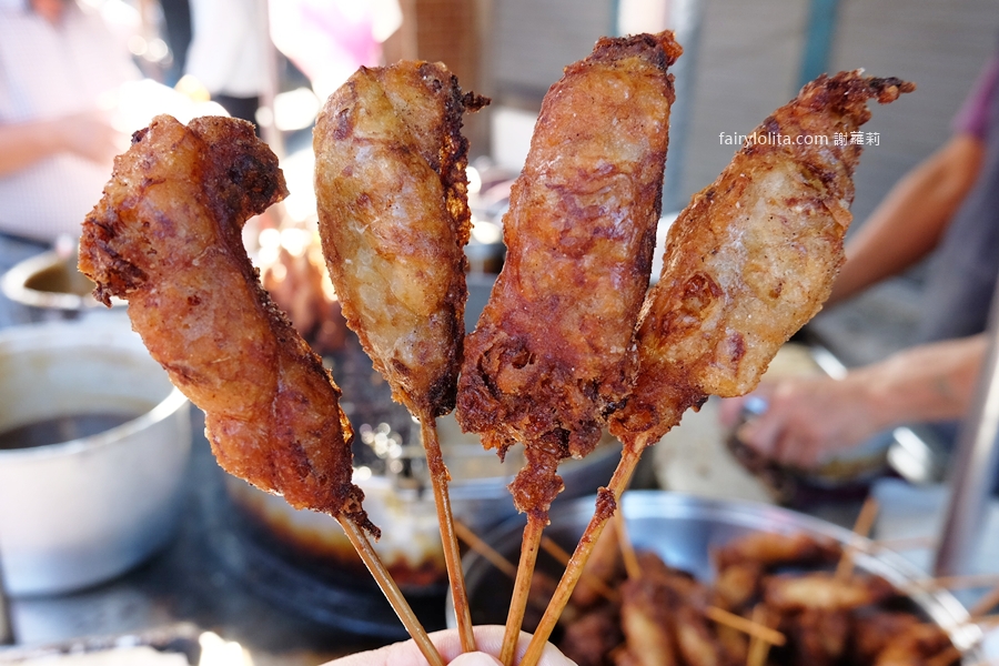 東門橋下30年龍鳳腿。扯爆！一支只要5元，人潮圍到攤子看不到！ @蹦啾&hearts;謝蘿莉 La vie heureuse