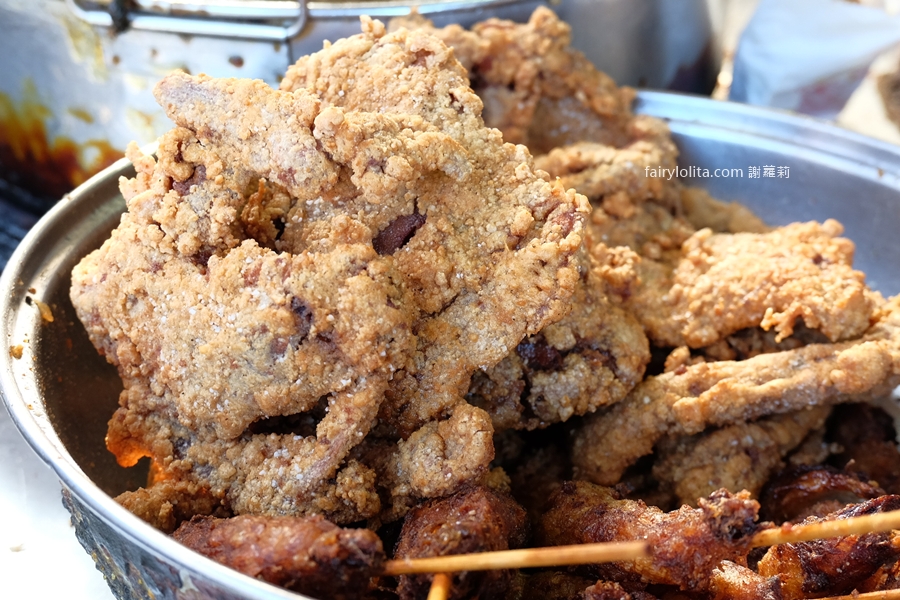 東門橋下30年龍鳳腿。扯爆！一支只要5元，人潮圍到攤子看不到！ @蹦啾&hearts;謝蘿莉 La vie heureuse