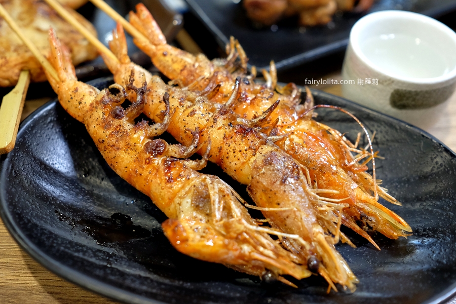 柒息地（三重自強店）。19元爽吃平價串燒！近30種食材任選＋隱藏版私房菜，CP值爆表！ @蹦啾&hearts;謝蘿莉 La vie heureuse