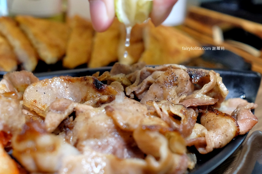 柒息地（三重自強店）。19元爽吃平價串燒！近30種食材任選＋隱藏版私房菜，CP值爆表！ @蹦啾&hearts;謝蘿莉 La vie heureuse