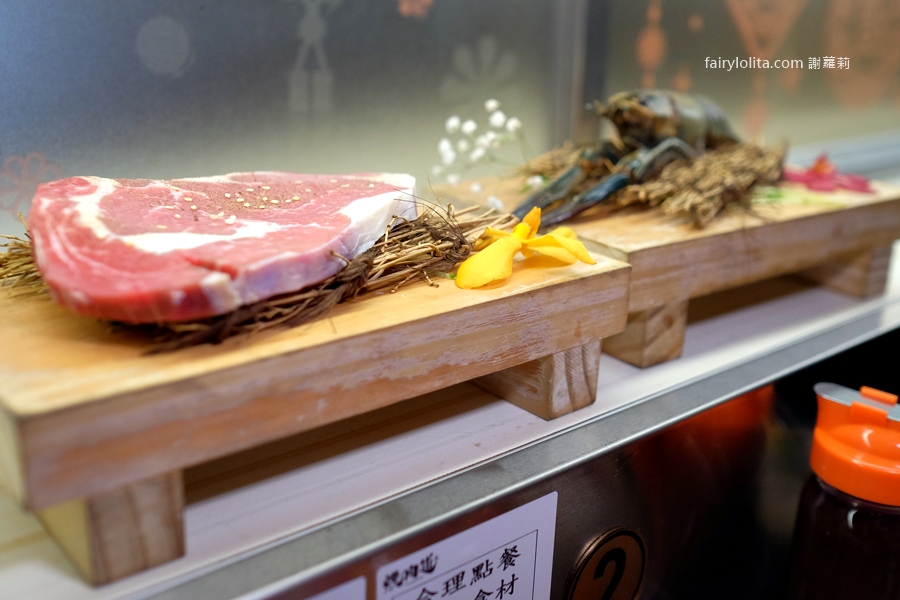 燒肉道。吃到撐還吃不完！689元百種食材無限點，全台第一家「軌道送餐」太誇張！ @蹦啾&hearts;謝蘿莉 La vie heureuse