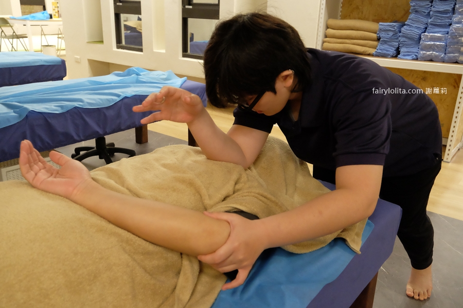 筋石堂（長庚店）。如何讓壓力一次釋放？體驗60分鐘撥筋的驚人效果！ @蹦啾&hearts;謝蘿莉 La vie heureuse