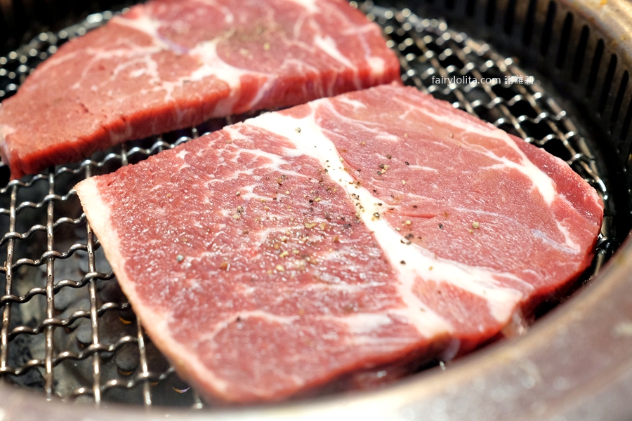 Oh！Yaki 日式精緻炭火燒肉。中壢超狂649元燒肉吃到飽！和牛、海鮮無限爽爽嗑，CP值直接爆表！ @蹦啾&hearts;謝蘿莉 La vie heureuse