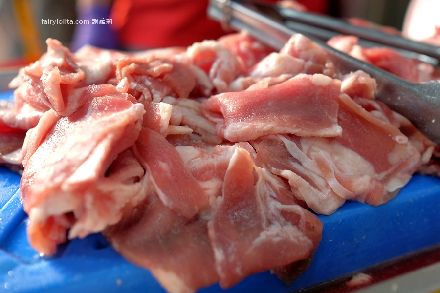 桃鶯炒羊肉。深夜想吃炒羊肉？桃園這家只要百元，飲料無限暢飲，CP值高到誇張！ @蹦啾&hearts;謝蘿莉 La vie heureuse