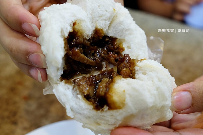 《香港西環♥食記》新興食家。據說是全香港最屌的流沙包就在這，榮獲CNN最推薦的香港深夜點心！ @蹦啾♥謝蘿莉 La vie heureuse